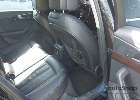 2019 Audi A4 40 Premium/40 Titanium Premium из США, поврежденный, VIN WAUGMAF46KN004947